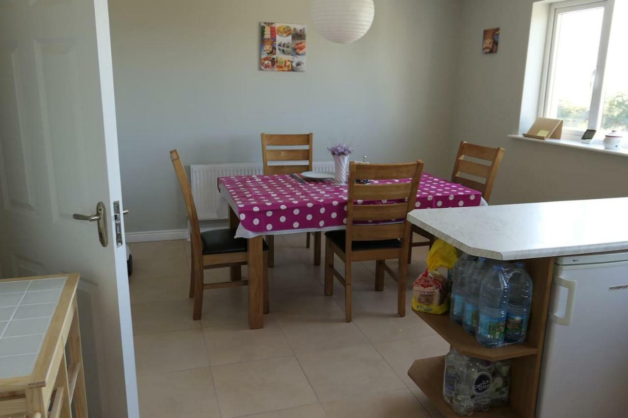 Gort V23x673 Holiday home *
