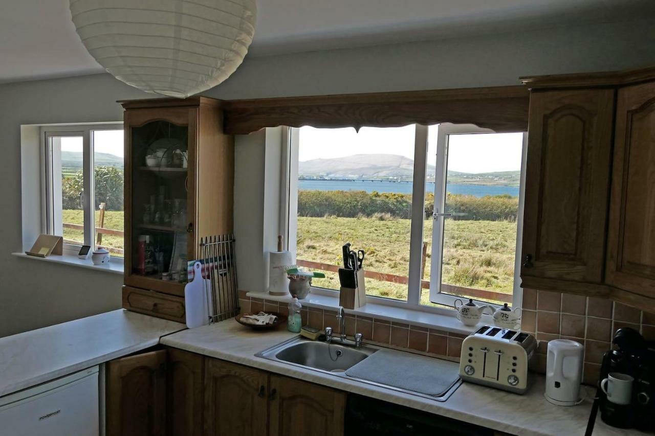 Gort V23x673 Holiday home